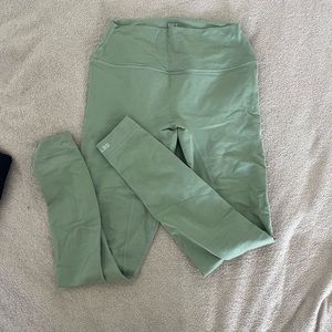 Set active workout pants